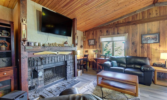 Markesan Cabina | Cozy Markesan Cabin ~ 2 Mi to Green Lake Access!
