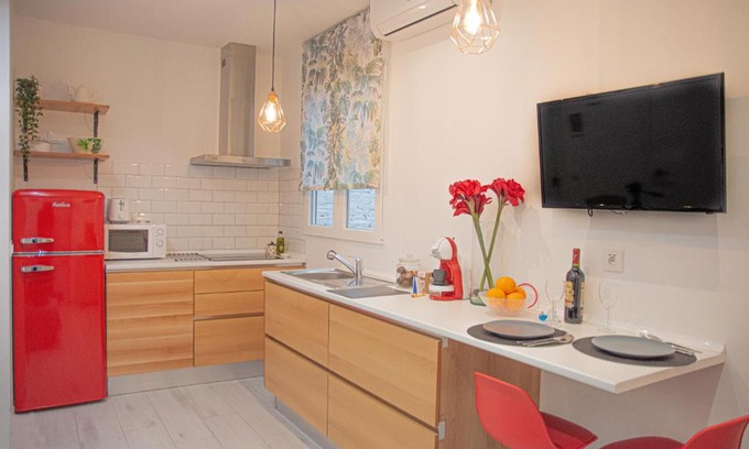 Extramurs Apartamento | COZY & MODERN Apartment junto a Metro A Guimerá
