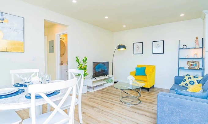 Altadena Apartamento | Cozy Modern Escape with Balcony Near LA Hotspots#8