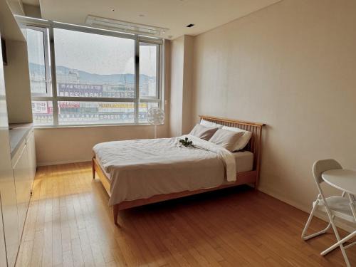 Bundang-gu Apartamento | Cozy Modern Studio at Shin-Bundang Line