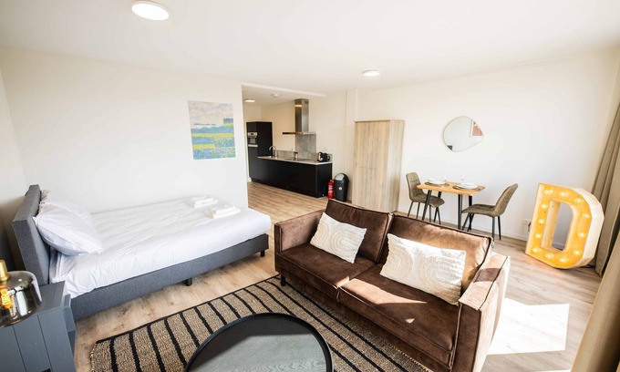 Rotterdam Apartamento | Cozy Modern Studio PRH