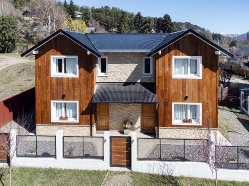 Chapelco Casa | Cozy Mountain Cabins 5 min from Downtown SMA-CM by Apartments Bariloche