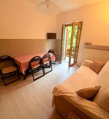 Faidello Apartamento | Cozy Mountain Apartment with Cimone view