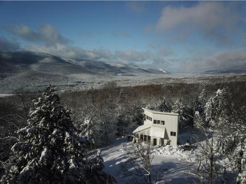 Elka Park Casa | Cozy Mountain Home in the Catskills - Fall Views & Trails
