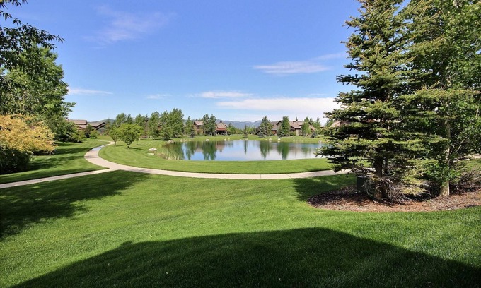 Victor Casa | Cozy Mountain Home Near Jackson Hole Mountain Resort and Targhee Ski Resort!