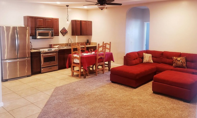 Ramona Casa | Cozy mountain home on a ranch near hiking trails