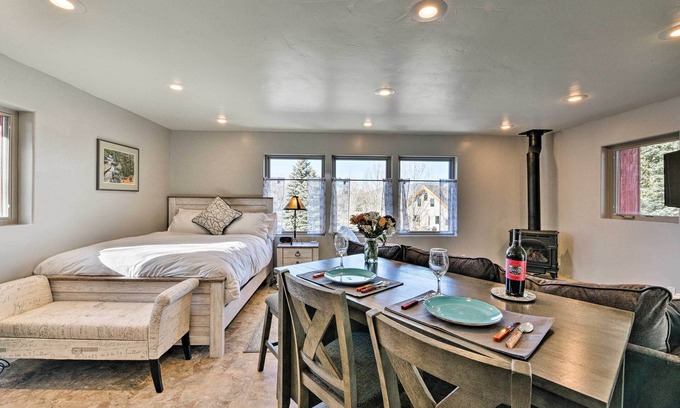 Buena Vista Apartamento | ¡NUEVO! Cosy Mountain Studio By Main St.+ Hot Springs!