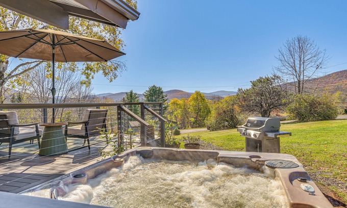 Windham Cabina | Cozy Mtn-View Chalet < 2 Mi to Windham Slopes