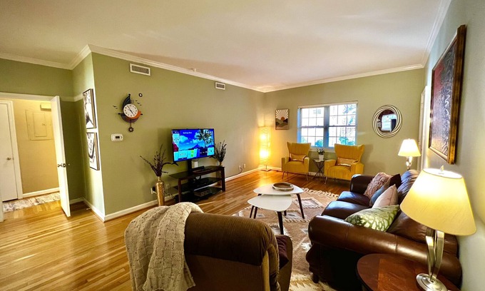 Garden Hills Condominio | 💖Cozy n Serene Buckhead Condo✨ - Where Affordability Meets Comfort 😌