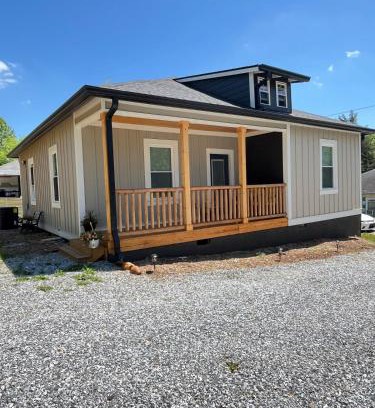 Lenoir Casa | Cozy NC Cabin