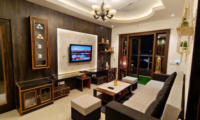 Nashik Apartamento | Cozy- Nest 2 BHK with Beautiful City View