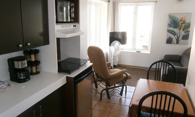 L'Anse-Saint-Jean Apartamento | Nido Acogedor a l'Anse-Saint-Jean