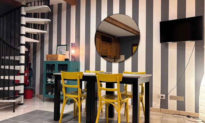 Omegna Apartamento | Cozy nest in the historic center
