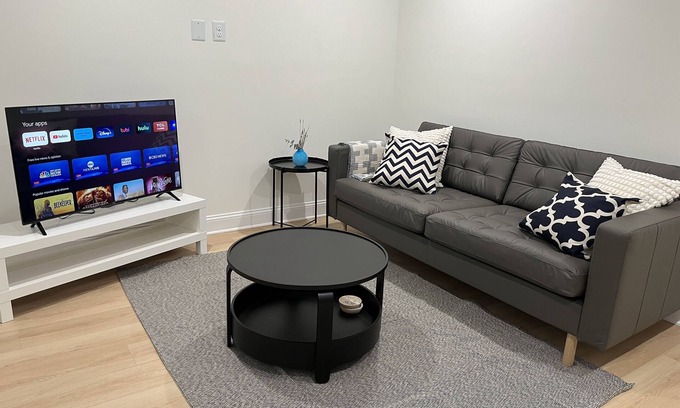Trinidad Condominio | COZY, NEW, ENTIRE apartment located near UNION MARKET