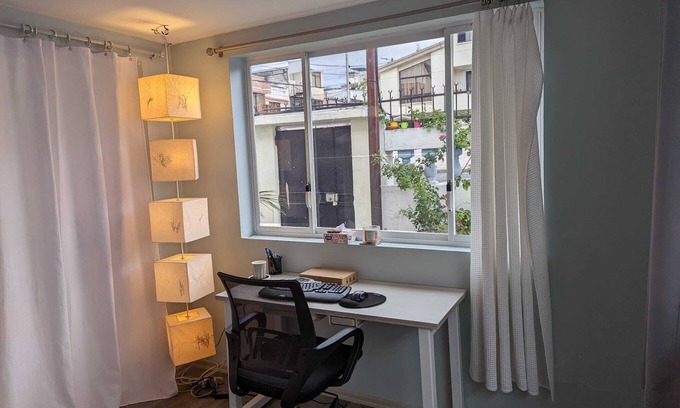 Las Tolas Casa | Cozy North Quito Carcelen House parking, 2 bedrooms, office, patio, gardens