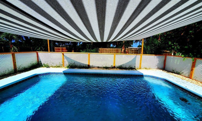 Inverness Casa | Cozy Oasis nestled on 2 acres w pool and lake views