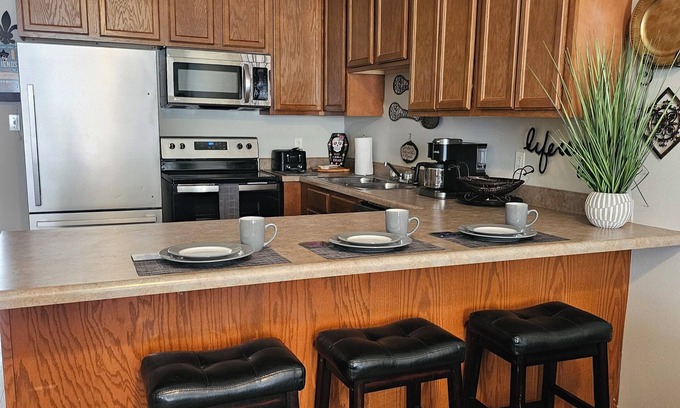 Gulf Hills Casa | Cozy Ocean Springs Townhome minutes from OC Downtown and Biloxi