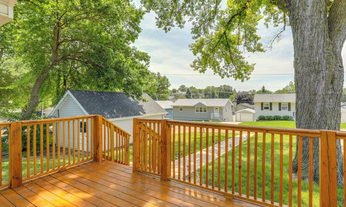 Omaha Cabaña | Cozy Omaha Vacation Rental: 6 Miles to Downtown!