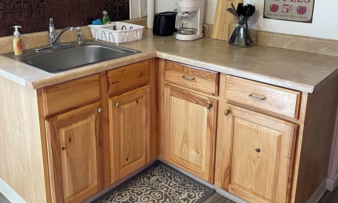 Billings Apartamento | Cozy one bedroom apartment in a beautiful neighborhood near airport and hospital