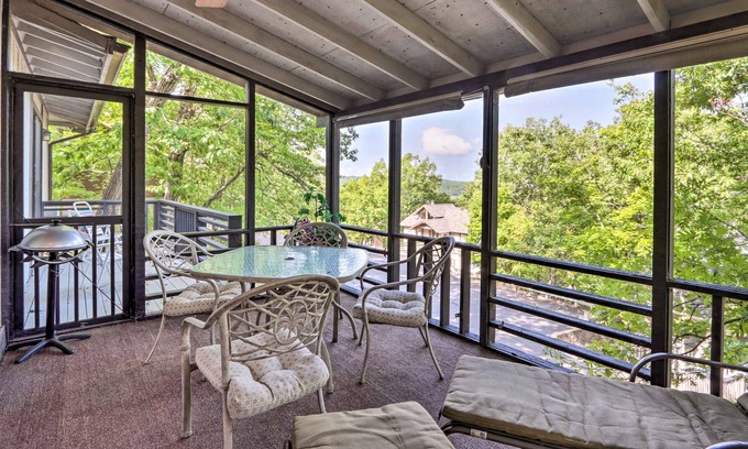 Osage Beach Cabaña | Cozy Osage Beach Cottage Near Margaritaville!