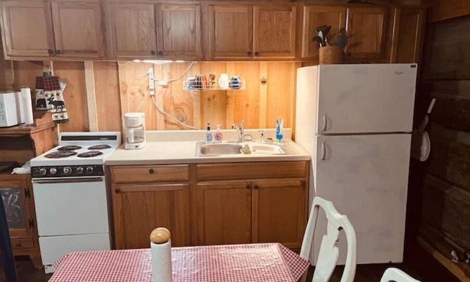 Greeneville Cabina | Cozy Patriotic Cabin