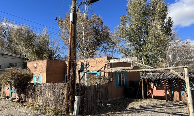 Alamosa Casa | Cozy, peaceful home in quiet neighborhood. Permit #03015