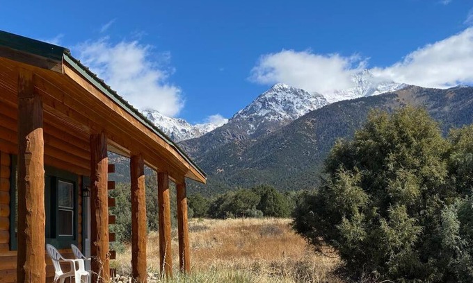 Baca Grande Casa | Cozy Peaceful Willow Creek Cabin