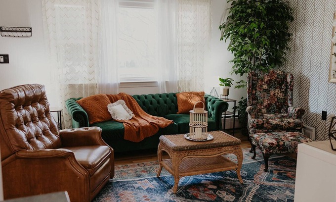 Potomac West Casa | Cozy Pet friendly close to Old Town Alexandria