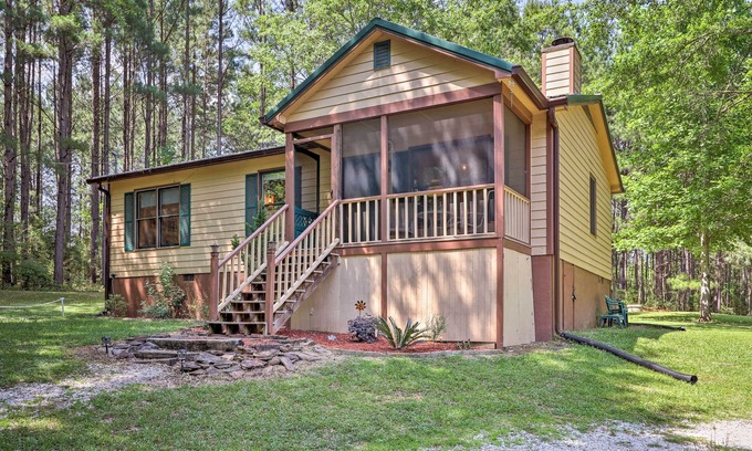 Pine Mountain Cabina | Acogedora cabaña de montaña de pino 2BR con porche cubierto
