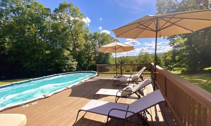 Cresco Casa | Cozy Pocono Home on Top of Mountain w/Pool, Hot-tub, Fireplace and Views
