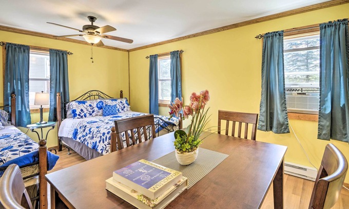 Pleasant Mount Apartamento | Cozy Poconos Studio w/ Community Pool & Fire Pit!
