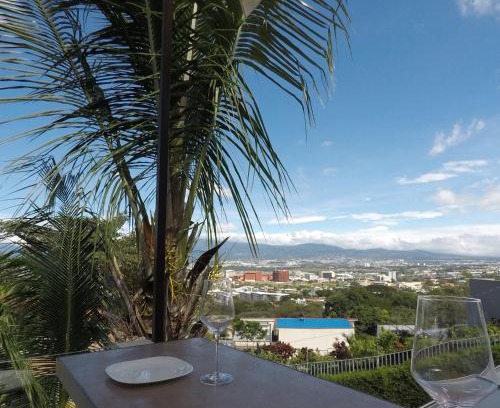 Escazú Apartamento | Cozy private Apartment, Mirador Escazú -Great view-