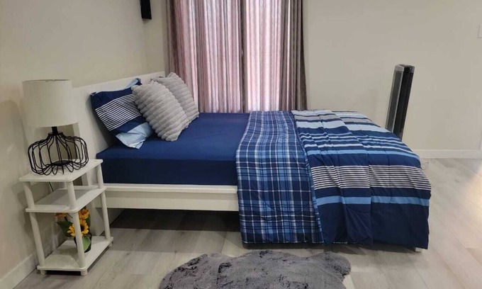 Southeast Edmonton Casa | Cozy Private Basement Suite with Separate Entrance & Patio Space