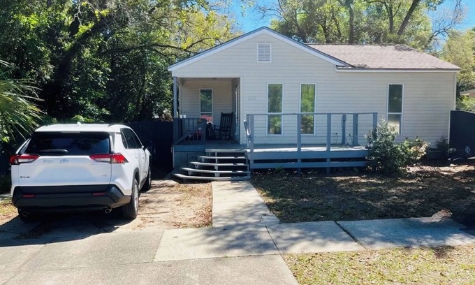 Myrtle Grove Casa | Cozy private home close to downtown, beach, military base, golf