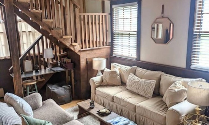 West Hartford Cabina | Cozy Quechee Corner Cabin