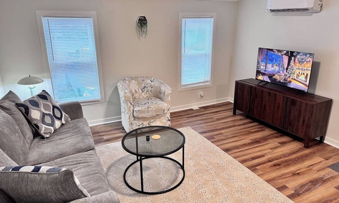 Beaufort Casa | Cozy & quiet 4 Four. Pets Yes!