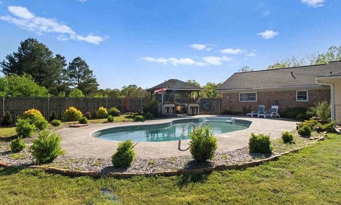 Broken Bow Casa | Cozy, Quiet Poolside 3BR Retreat in Broken Bow
