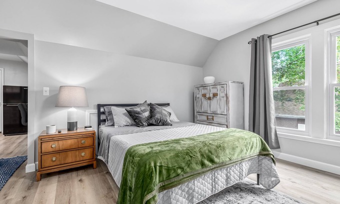 Mount Clemens Apartamento | Cozy & Quiet Studio Flat in Historic Mount Clemens