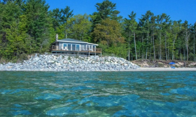 Beaver Island Casa | Peaceful 2BR Beaver Island Escape - Beach Access + Waterfront Views + WiFi