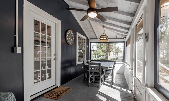 Southern Coast Cabaña | Cozy, remodeled cottage with a private path to the beach, and a huge yard, nestled in the pines!