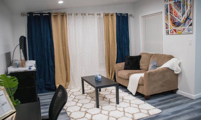 Fair Haven Heights Casa | Cozy remodeled private Home/ 5 mins from golf course!
