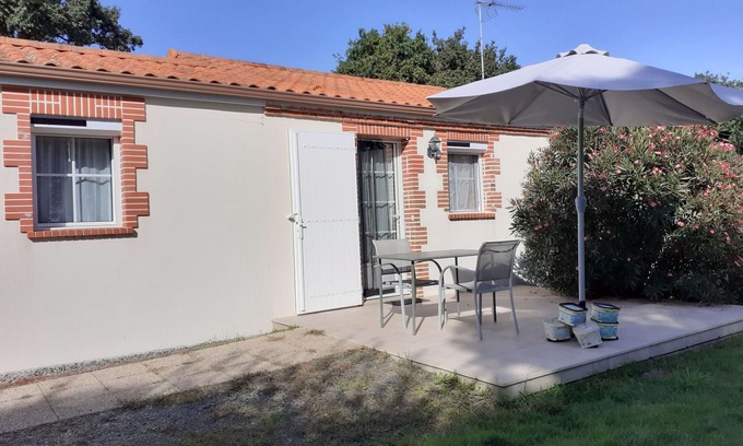 Saint-Pere-en-Retz Cabaña | Casa rural renovada de 1900 con SPA, terraza y acceso Wifi, cerca de explotación agrícola y Pornic