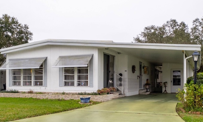 Eustis Casa | Cozy Rental on Trout Lake