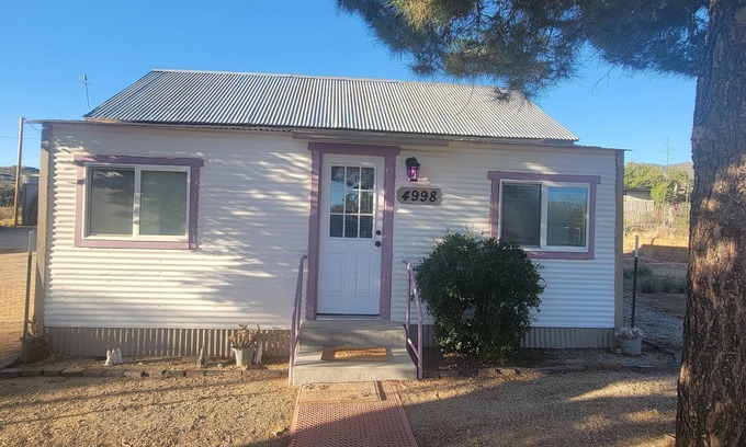 Chloride Casa | Cozy retreat in Arizona's oldest silver mining town. Pet friendly!