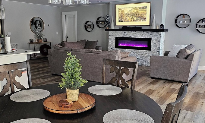 Knik-Fairview Casa | Cozy Retreat in beautiful Wasilla Alaska. The Last Frontier awaits you.