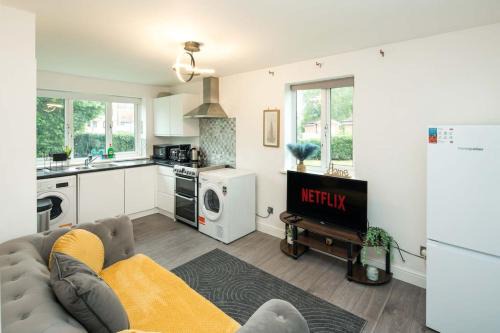 Feltham West Apartamento | Cozy Retreat Near Heathrow Airport