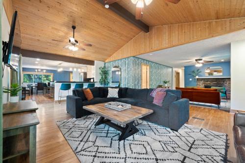 Sugar Grove Casa | Cozy retreat on private estate with Hot Tub