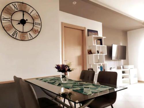 Quartiere XX Ardeatino Apartamento | Cozy Retreat Roma