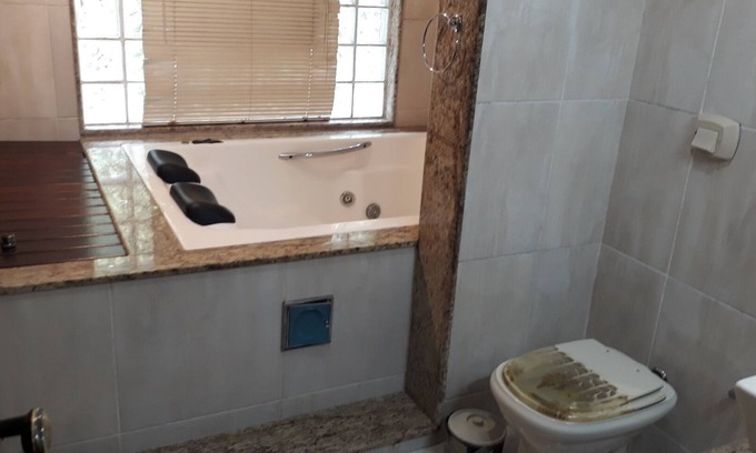 Guapimirim Casa | Cozy Riverside House in Guapimirim in Condominium
