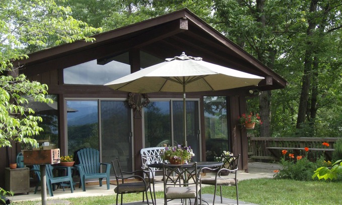 Luray Cabina | Acogedora cabaña romántica con fantásticas vistas de Blue Ridge